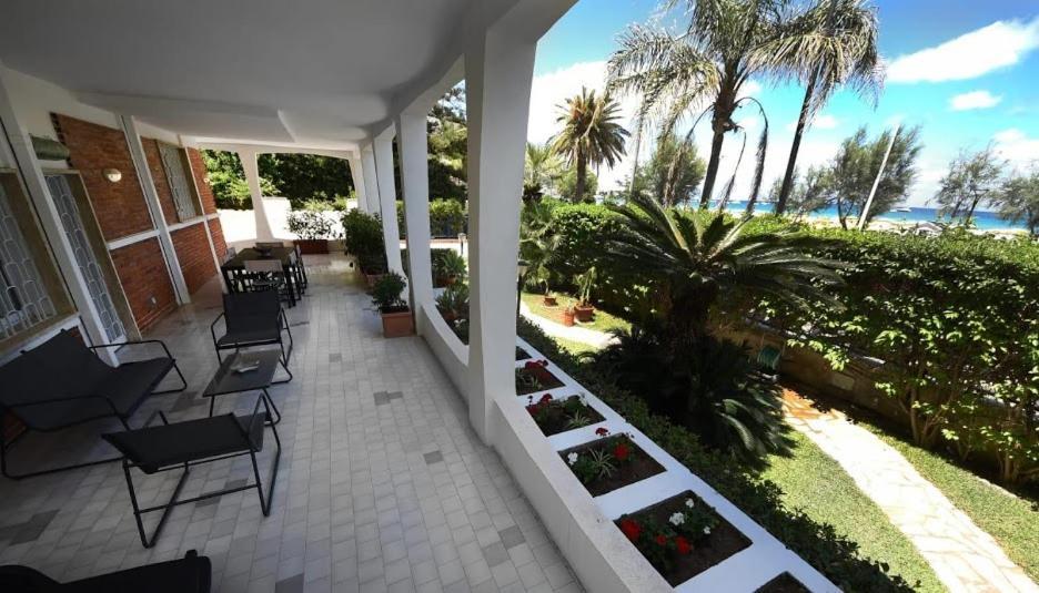 Villa Azzurra Beachfront Mondello - Palermo Dış mekan fotoğraf